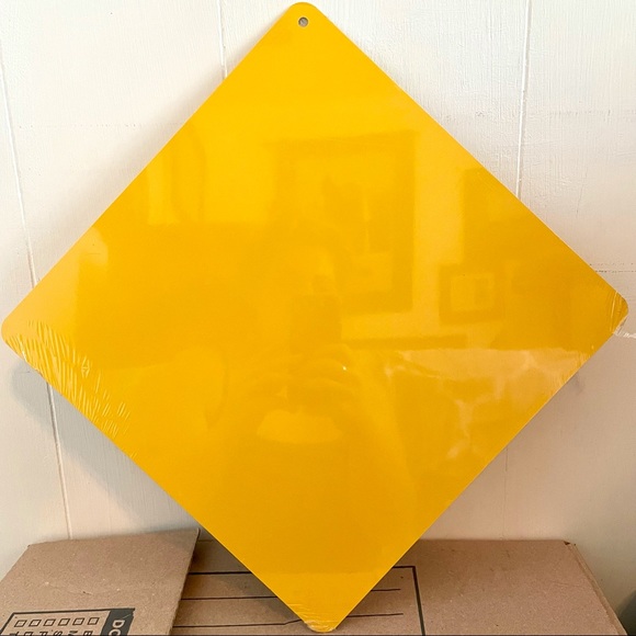 NEW Tarantula Crossing Metal Sign - Picture 3 of 3